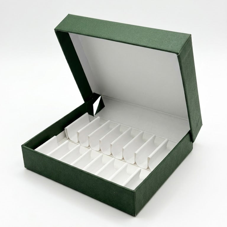 Green Remedy Box to hold 16 x 2g Bottles